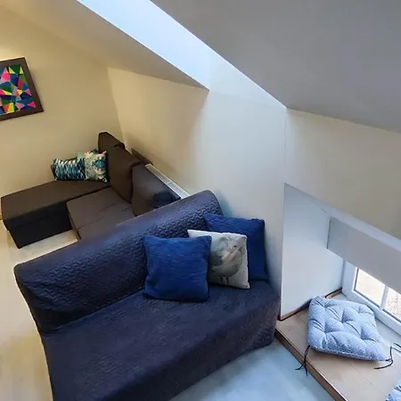 Beachfront Art Gallery Mansard One Bedroom In Historic Bath-house Apartman Jūrkalne