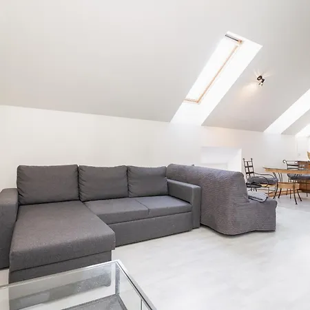 Beachfront Art Gallery Mansard One Bedroom In Historic Bath-house
